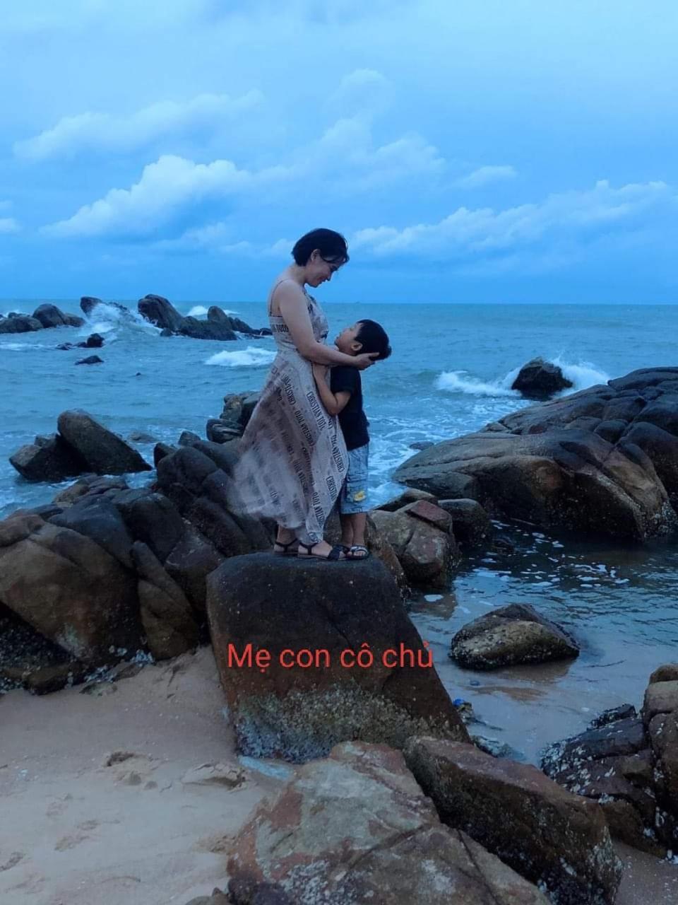 Nha Nghi Hoa Muoi Gio 호텔 Tan Tao 외부 사진